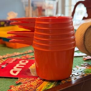 Vintage Tupperware measuring cups